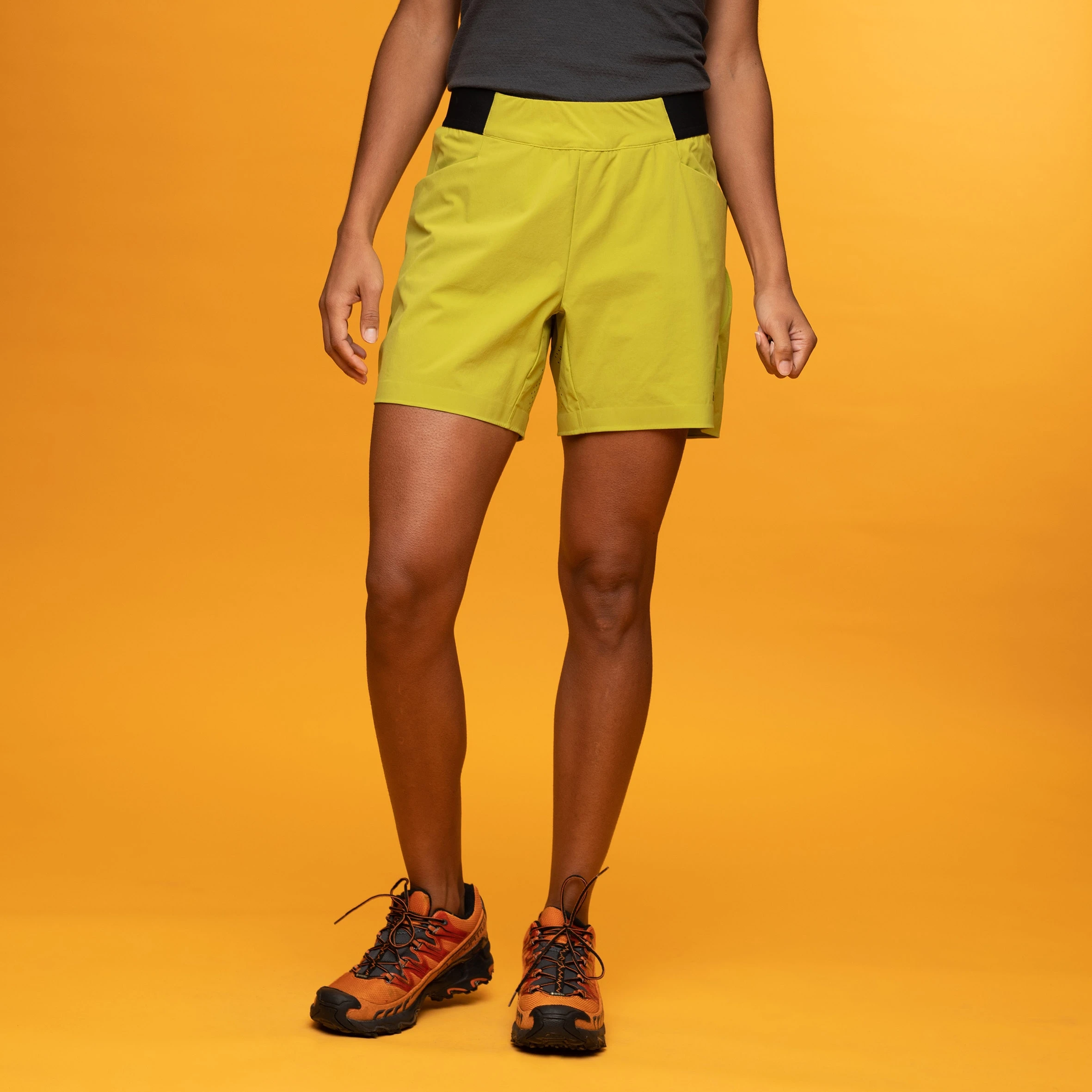 Bergans Of Norway Y LightLine Vapor Shorts Women Golden Lime Green 4 Bergans Of Norway Y LightLine Vapor Shorts Women Golden Lime Green - Bilde 2