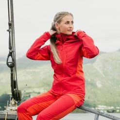 Bergans Of Norway Cecilie Mountain Softshell Jacket Red Leaf / Energy Red -Bergans Of Norway shop 2554 21683 2