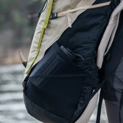 Bergans Of Norway Helium V5 W 55 Chalk Sand / Black / Dark Green Oasis -Bergans Of Norway shop 4581 14197 5