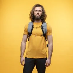 Bergans Of Norway Y LightLine Fastpack M/L 1-24 Dark Shadow Grey / Mango Yellow -Bergans Of Norway shop 4584 25287 4