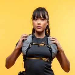 Bergans Of Norway Y LightLine Fastpack S/M 1-24 Dark Shadow Grey / Mango Yellow -Bergans Of Norway shop 4585 25287 3