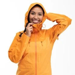 Bergans Of Norway Cecilie 3L Jacket Lush Yellow / Cloudberry Yellow -Bergans Of Norway shop 8811 25399 3