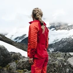 Bergans Of Norway Cecilie Light Insulated Hybrid Jacket Energy Red / Red Leaf -Bergans Of Norway shop 8819 21679 2