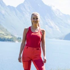 Bergans Of Norway Cecilie Active Wool Singlet Red Leaf / Energy Red -Bergans Of Norway shop 8821 21683 5
