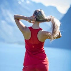 Bergans Of Norway Cecilie Active Wool Singlet Red Leaf / Energy Red -Bergans Of Norway shop 8821 21683 7