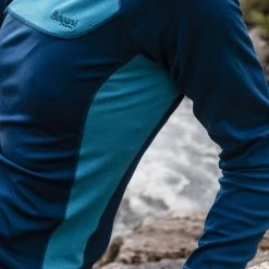 Bergans Of Norway Cecilie Wool Long Sleeve Deep Sea Blue / Clear Ice Blue -Bergans Of Norway shop 8825 21684 3