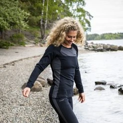 Bergans Of Norway Cecilie Wool Long Sleeve Black / Solid Charcoal -Bergans Of Norway shop 8825 2851 2