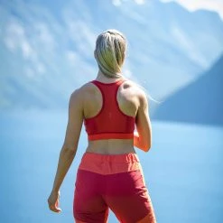 Bergans Of Norway Cecilie Wool Top Red Leaf / Energy Red -Bergans Of Norway shop 8826 21683 3